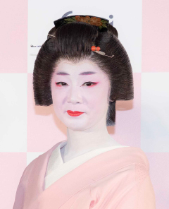 赤坂・真由さん